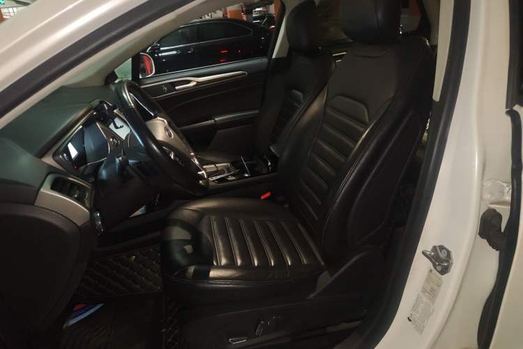 Used Ford Mondeo 2013 2.0L GTDi 200 Luxury Model