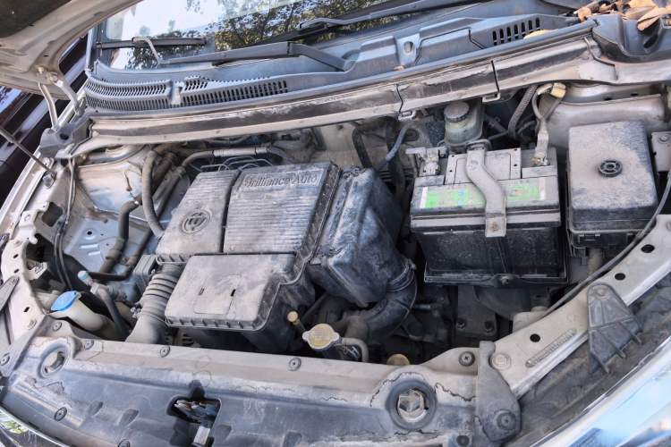 Used Brilliance V3 2016 1.5L Manual Smart Version
