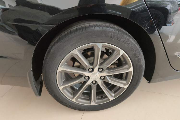 Used Buick LaCrosse 2019 28T Luxury Model