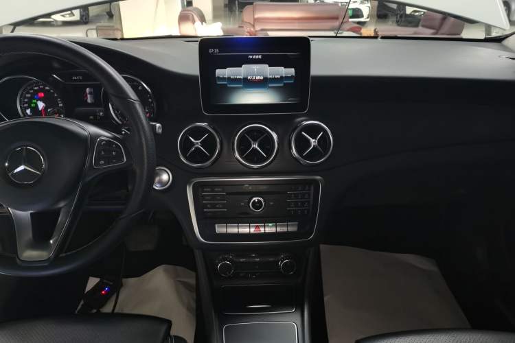 Used Mercedes-Benz GLA 2017 GLA 200 Sport Edition
