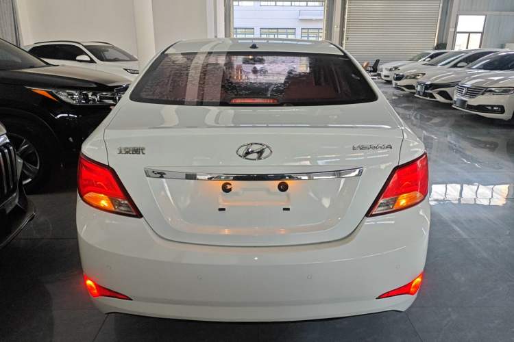 Used Hyundai Verna 2014 1.4L Automatic Leading-Edge GLX
