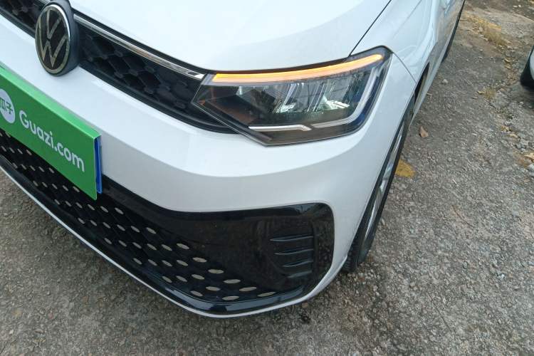 Used Volkswagen Lavida 2023 New Sharp 1.5L Automatic Excellent New Edition
