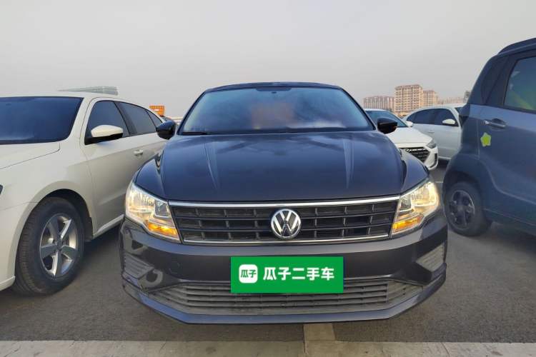 Used Volkswagen Jetta 2017 1.5L Automatic Fashion Model