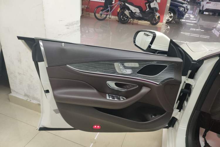 Used Mercedes-Benz CLS 2020 CLS 300 Sport Edition
