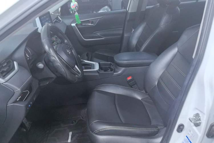 Used Toyota RAV4 2020 2.0L CVT 4x4 Trend Edition
