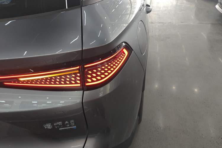 Used BYD Sealion 05 DM-i 2025 DM-i Smart Drive 115KM Flagship Model
