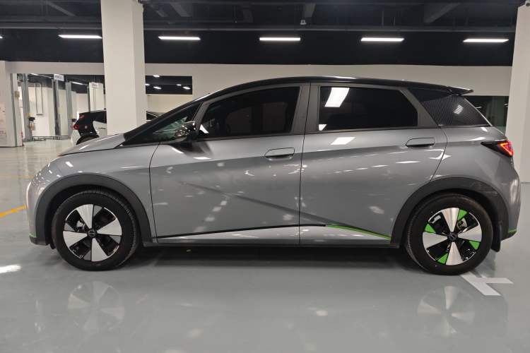 Used BYD Dolphin 2023 420 km Fashion Edition