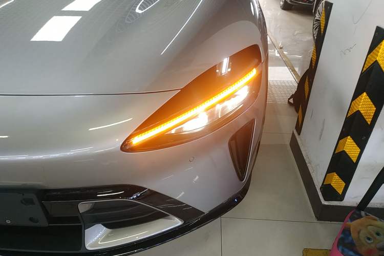 Used  YU7 2025 Ultra-Long Range High-Performance All-Wheel-Drive Max Edition
