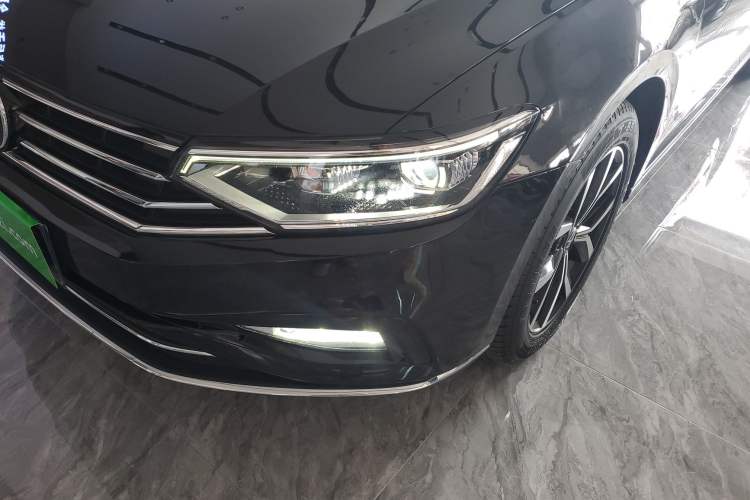 Used Volkswagen Magotan 2020 330TSI DSG Leading Model
