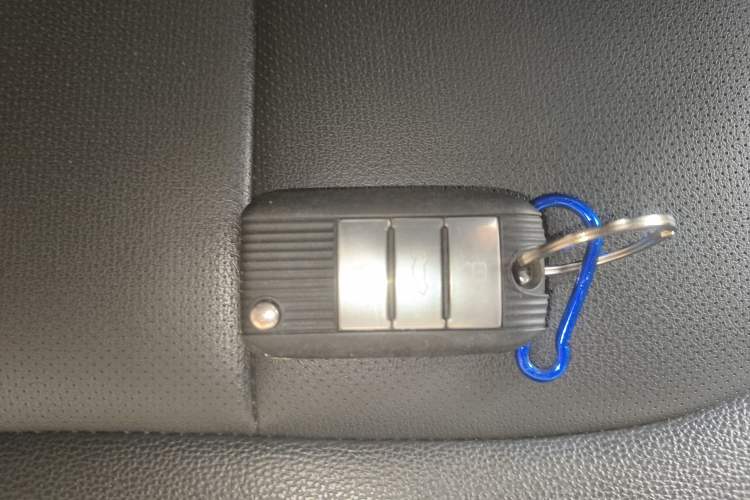 Used Roewe i6 2020 PLUS 1.6L CVT 4G Connected Glory Flagship Edition
