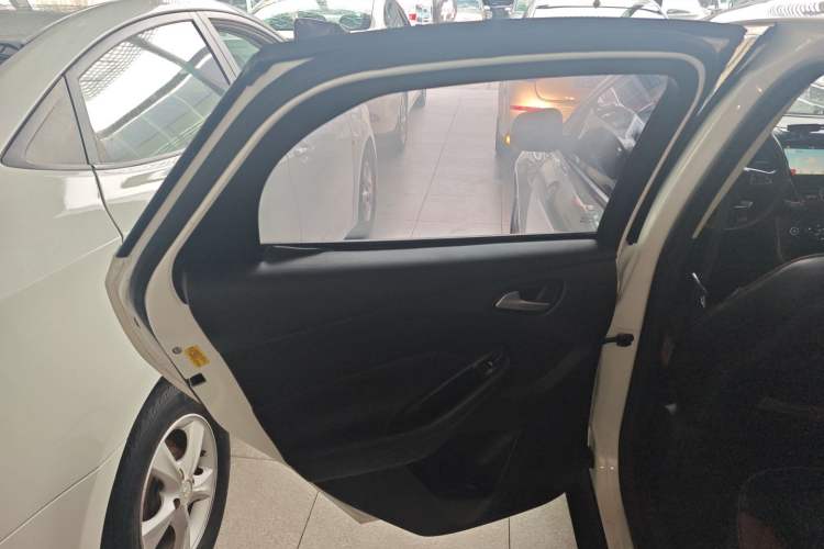 Used Ford Focus 2017 Hatchback 1.6L Automatic Comfort Plus SmartDrive Edition
