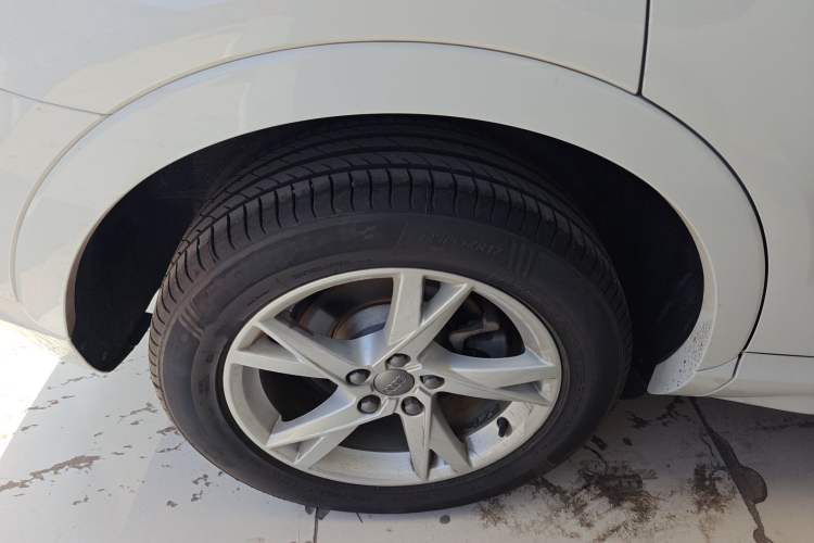 Used Audi Q3 2018 30th Anniversary Edition 35 TFSI Fashion Model
