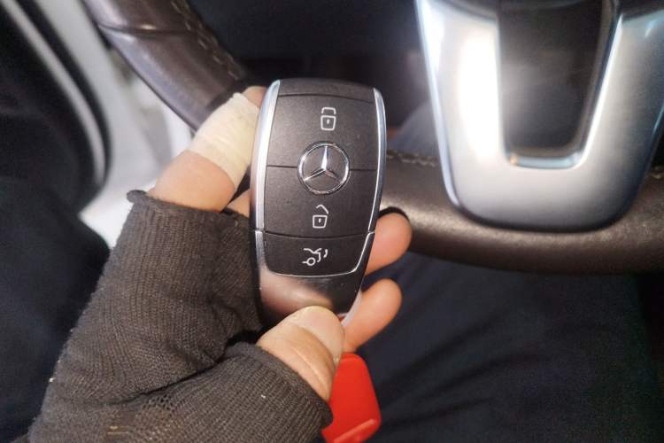 Used Mercedes-Benz GLC 2020 GLC 260 L 4MATIC Dynamic Model
