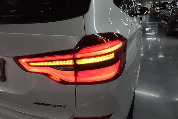 Used BMW X3 2018 xDrive30i Luxury Edition M Sport Package China VI
