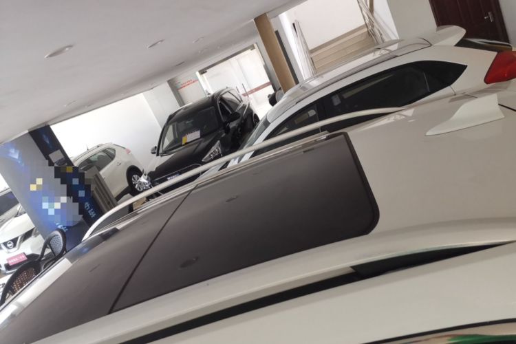 Used Roewe RX5 2018 30T Two-Wheel Drive Automatic Internet Platinum Edition
