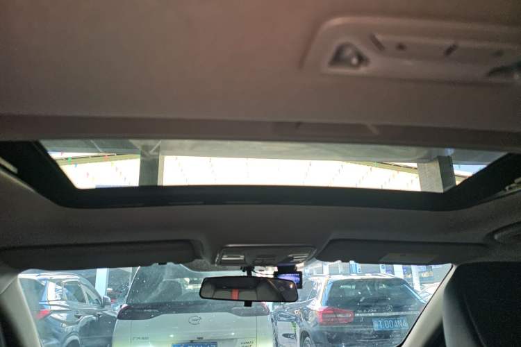 Used Changan Eado 2020 PLUS Blue Whale NE 1.4T GDI DCT Prestige Model
