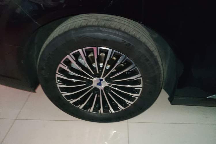 Used Denza D9 2024 DM-i 980 Four-Wheel Drive Prestige Model