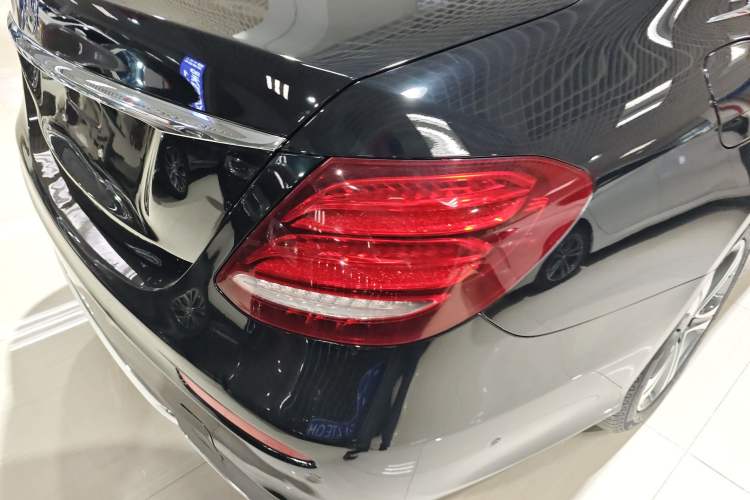 Used Mercedes-Benz E-Class 2016 E 200 L Sport Edition
