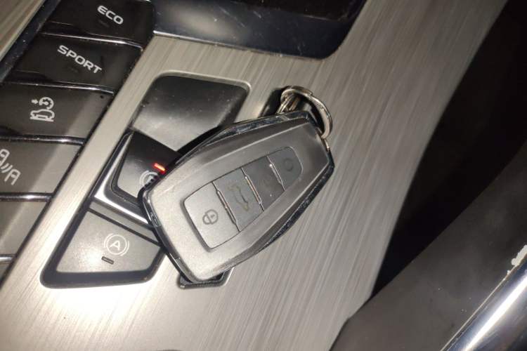 Used Geely Auto Coolray 2019 260T DCT Knight China VI Standard
