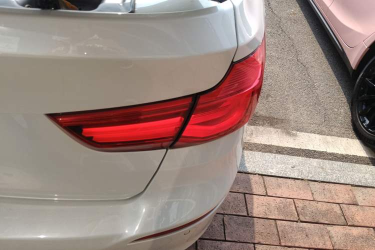 Used BMW 3 Series GT 2018 320i Sport Edition