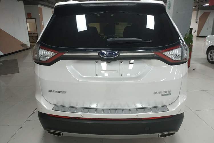 Used Ford Edge 2018 EcoBoost 245 Two-Wheel-Drive Titanium 7-Seater China VI Standard
