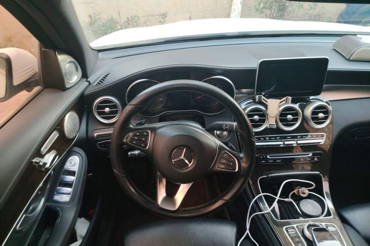 Used Mercedes-Benz GLC 2017 GLC 260 4MATIC Dynamic Edition