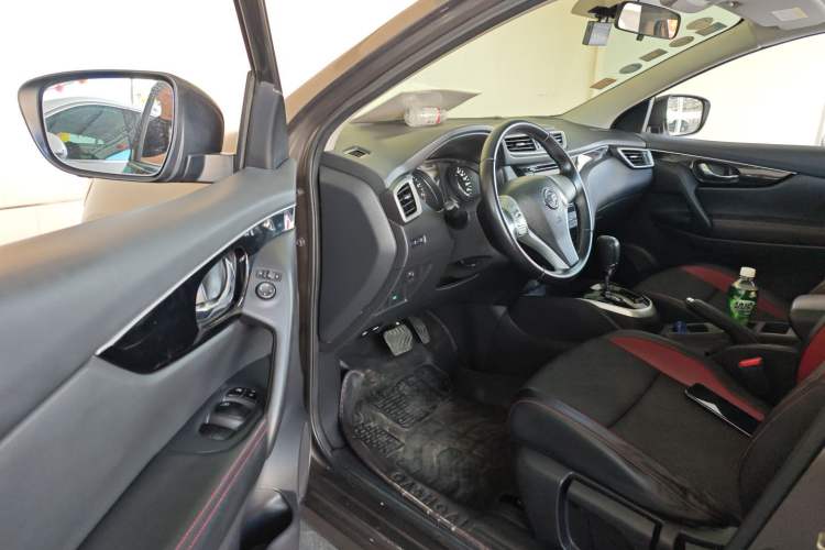 Used Nissan Qashqai 2016 2.0L CVT Luxury Edition
