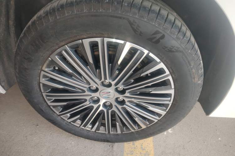 Used Buick GL8 New Energy 2024 Lu Zun Luxury Edition 7-Seater
