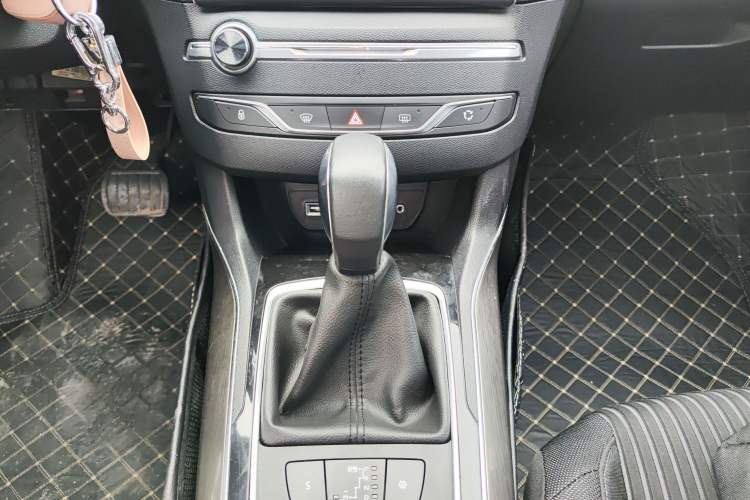 Used Peugeot 408 2015 1.2T Automatic Luxury Edition