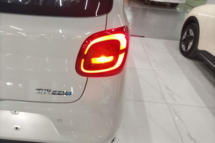 Used Wuling Hongguang MINIEV 2025 Four-Door Version Advanced Edition
