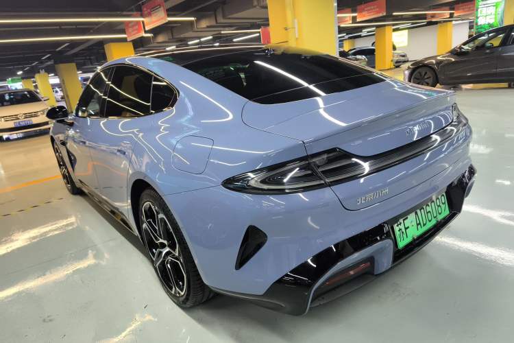 Used  SU7 2024 Rear-Drive Long-Range Intelligent Driving Version