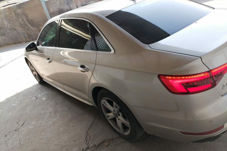 Used Audi A4L 2017 Plus 40 TFSI Fashion Model