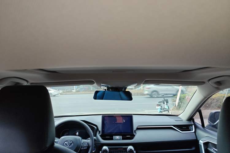 Used Toyota RAV4 2022 Dual-Engine 2.5L E-CVT Two-Wheel Drive Elite Edition