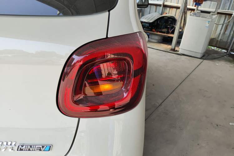 Used Wuling Hongguang MINIEV 2025 Four-Door Version Advanced Edition