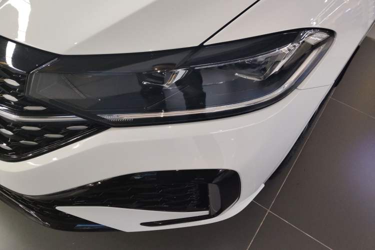 Used Volkswagen Lavida 2024 300TSI DSG Starry Sky Deluxe Edition