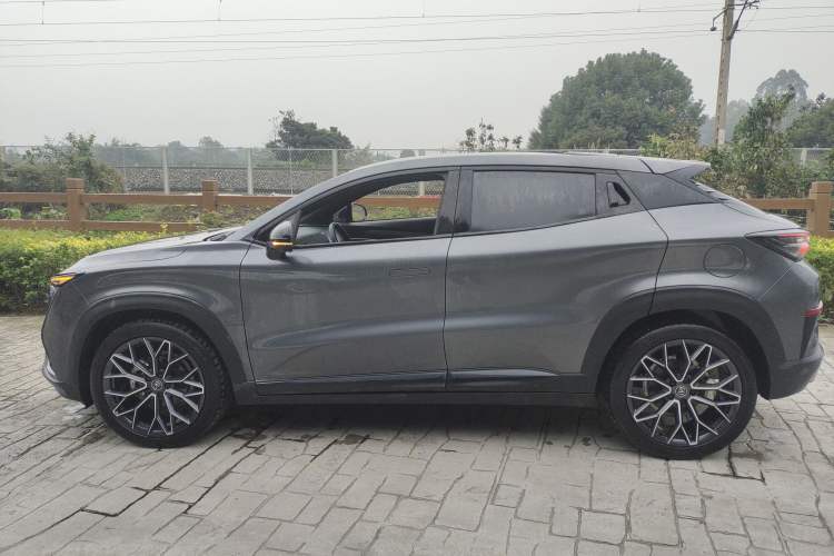 Used Changan UNI-T 2022 1.5T Prestige Version
