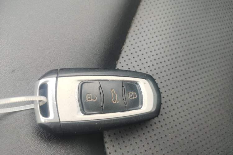 Used Geely Auto Emgrand GS 2016 Sports Edition 1.8L Manual LingShang Model
