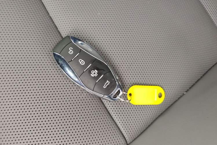 Used Hongqi EH7 2025 640 All-Wheel Drive Smart Selection Edition
