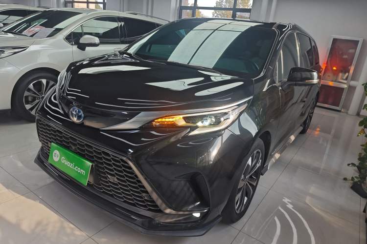 Used Toyota Granvia 2023 2.5L Hybrid Prestige PLUS Edition
