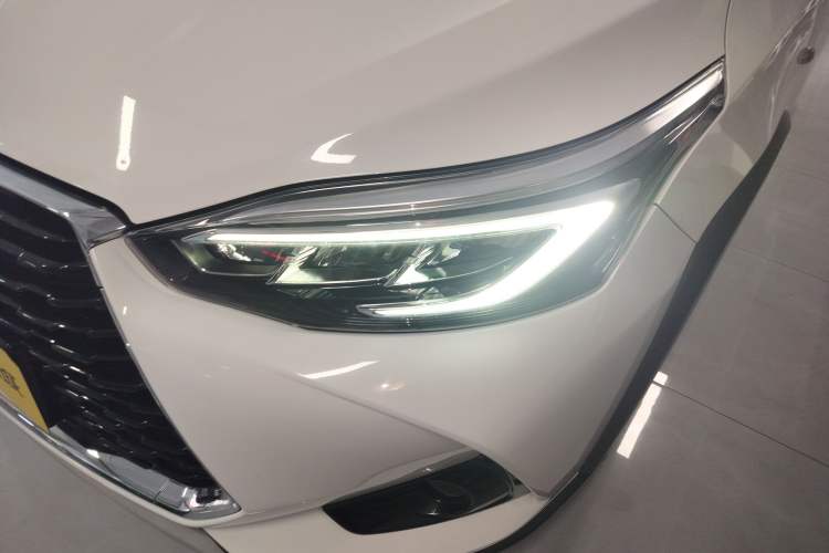 Used Toyota YARiS L 2021 X-Trail 1.5L CVT Leading Edition
