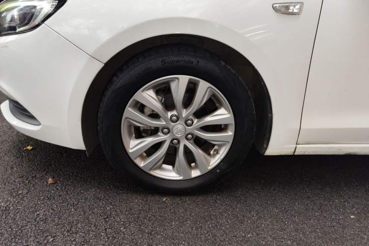 Used Buick GT 2018 15T Dual-Clutch Elite Model China V Standard
