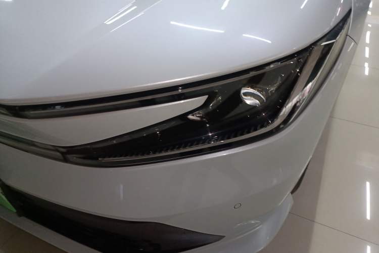 Used Honda P7 2025 Rear-Drive Long-Range Pro