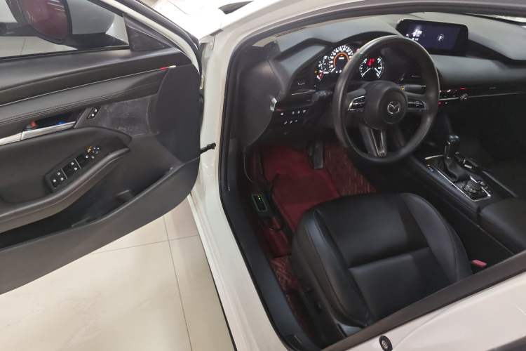 Used Mazda Mazda 3 Axela 2021 2.0L Automatic Zhiyao Edition