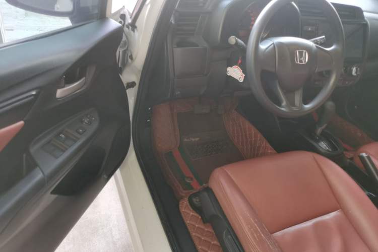 Used Honda Fit 2018 1.5L CVT Comfort Sunroof Version