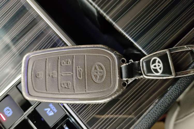 Used Toyota Sienna 2021 2.5L Hybrid Ultimate Edition
