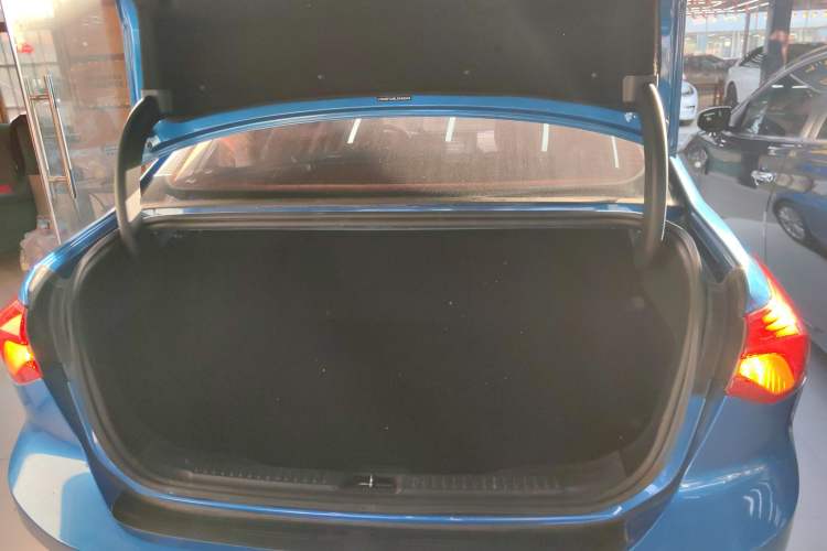 Used Ford Focus 2021 Sedan 1.5L Automatic Sharp Edition