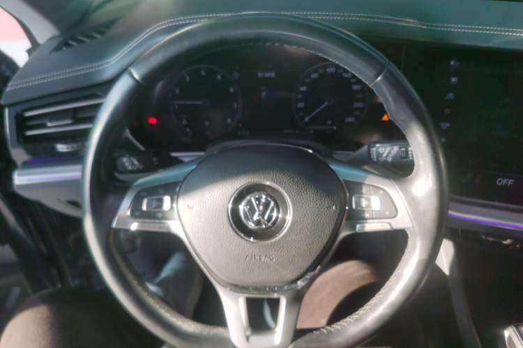 Used Volkswagen Touareg 2019 2.0 TSI Ruiyi Edition China V Standard
