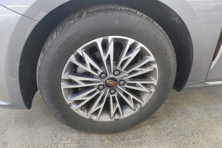 Used Hongqi H5 2023 2.0T Automatic Smart Connect Flagship Edition
