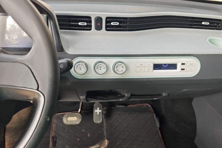 Used Wuling Hongguang MINIEV 2022 Macaron Premium Model – Lithium Iron Phosphate
