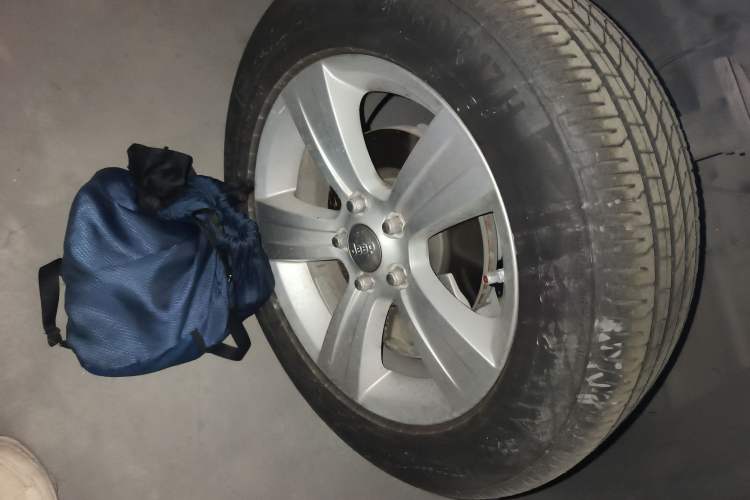 Used  Compass (Import) 2013 2.0L two-wheel drive sport version